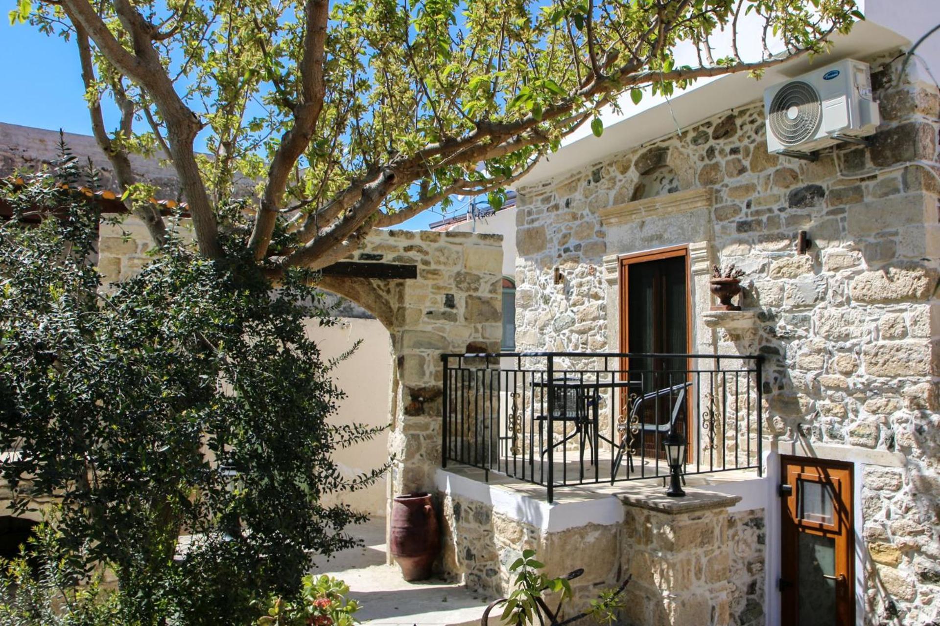 Stone House Elefteria Near Matala Beach Petrokefalion Экстерьер фото